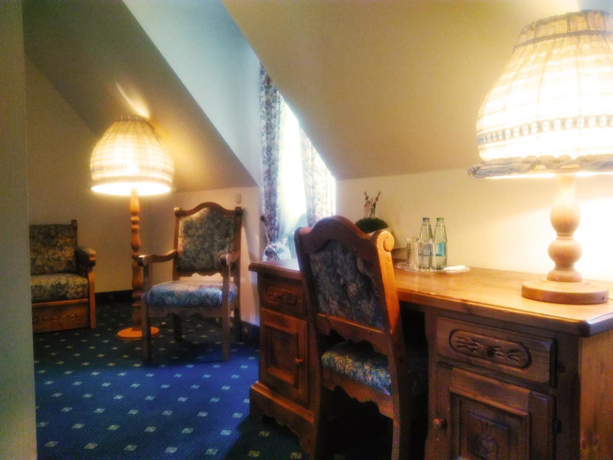 Veitshöchheim Spundloch- Das Hotel & Weinrestaurant מראה חיצוני תמונה